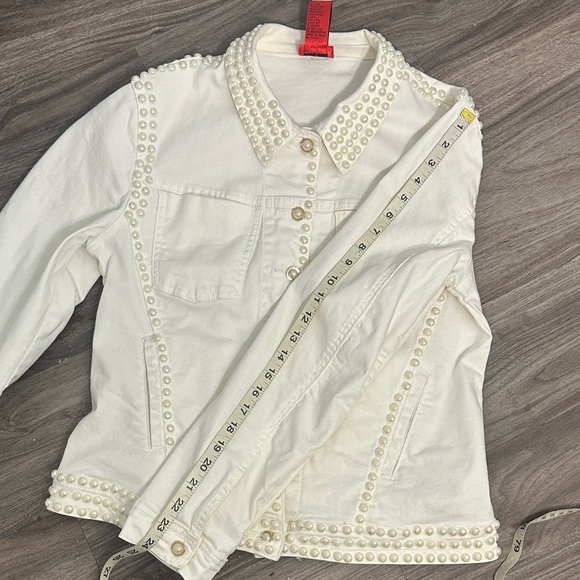 V Cristina Ivory Pearl-Studded Jean Jacket - Picture 14 of 14
